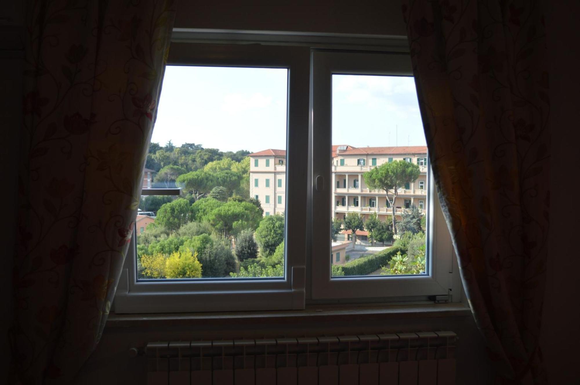 Mons Aureus Resort Roma Exterior foto
